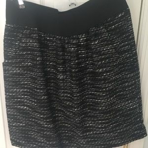 Outback Red Black/White Skirt